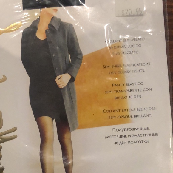 Brand new in sealed package Phillipe Montignon black tights/hosiery size 2s - Picture 3 of 8